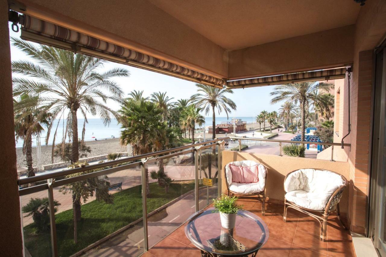 Апартаменты Deluxe Playa Pacifico Малага Экстерьер фото
